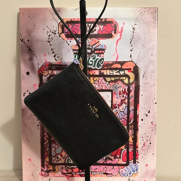 Coach black leather corner zip wristlet. - Picture 8 of 8